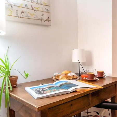 Apartamento Guesthost - La Tana Del Turista Bari